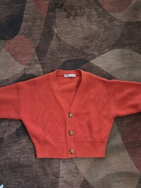 Zara Cropped V‑Neck Button Cardigan in Bright Orange